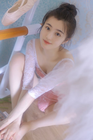 农村妇女荡乳欲伦交换XXOO